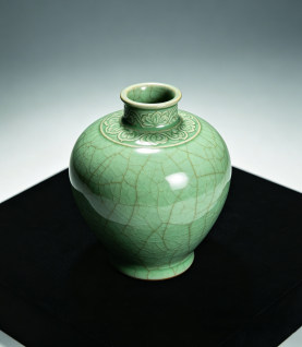 Chinese Longquan-Style Celadon Glazed Vase with Crackle Glaze and Incised Floral Neck